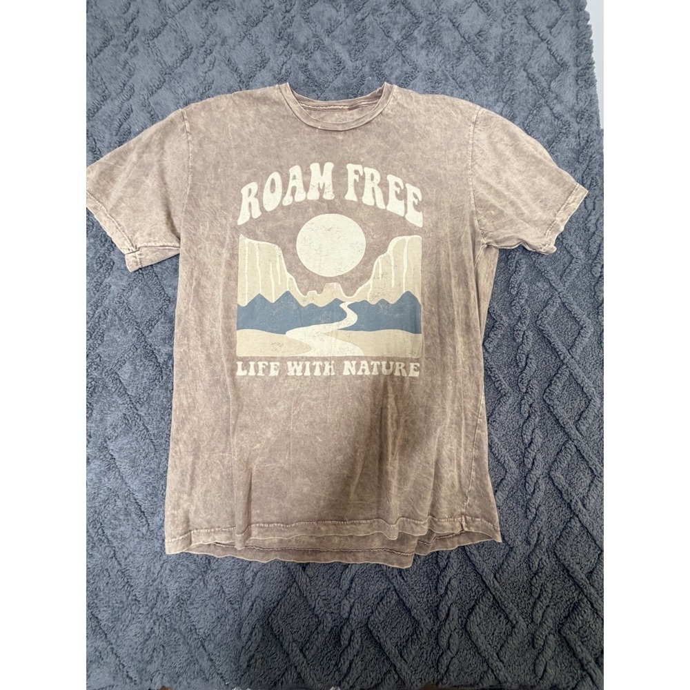 Lotus Fashion Los Angeles Roam Free Graphic T-Shirt Brown Acid Wash Large